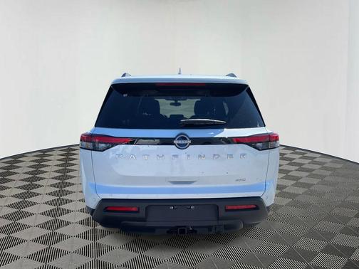 2025 Nissan Pathfinder SV 4WD