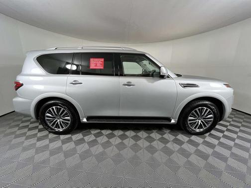 2024 Nissan Armada SL 4WD