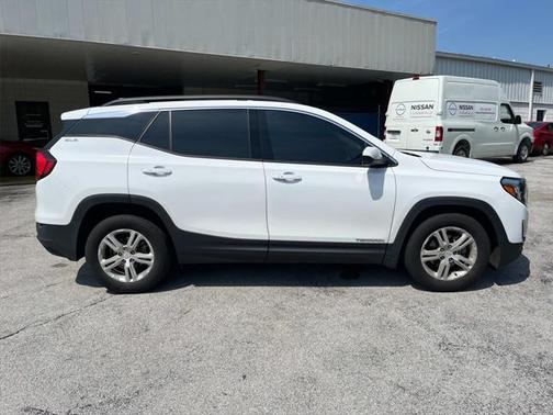 2020 GMC Terrain SLE