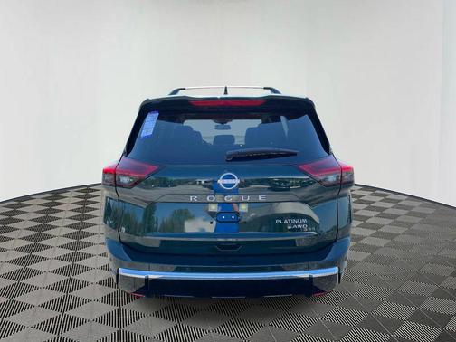 Obsidian 2026 Nissan Rogue Platinum