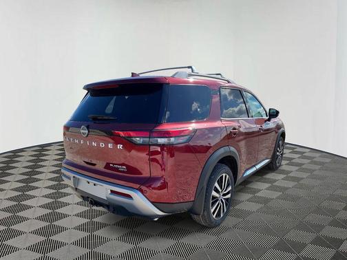 2025 Nissan Pathfinder Platinum 4WD