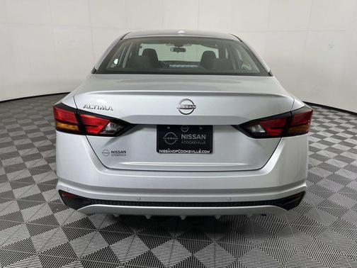Brilliant Silver Metallic 2025 Nissan Altima 2.5 SV
