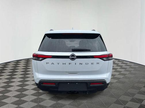 2025 Nissan Pathfinder SV FWD