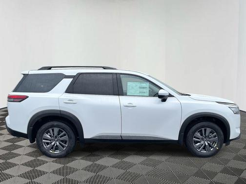 2025 Nissan Pathfinder SV FWD