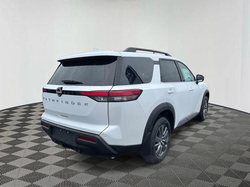 2025 Nissan Pathfinder SV FWD