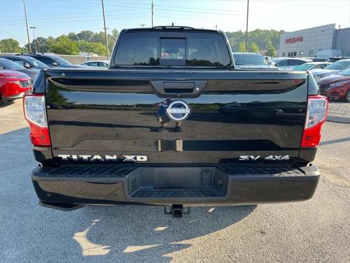 2024 Nissan Titan XD SV