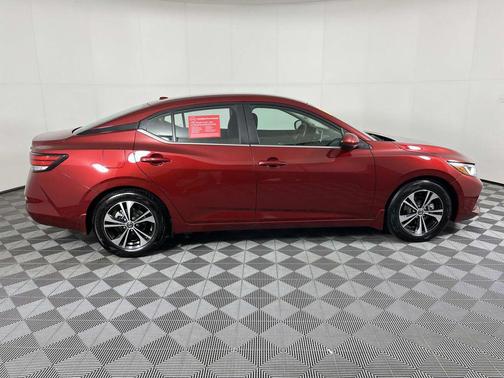Scarlet 2021 Nissan Sentra SV