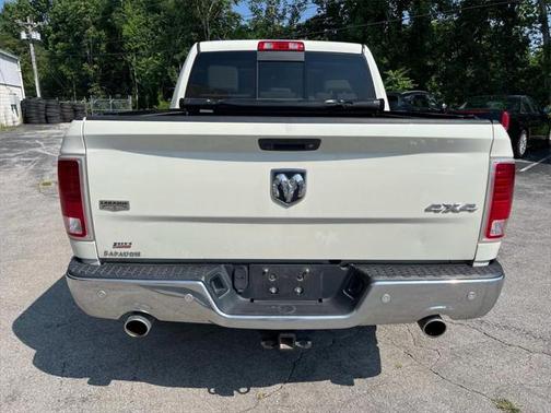 2016 RAM 1500 Laramie