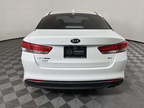 Snow White Pearl 2016 Kia Optima EX