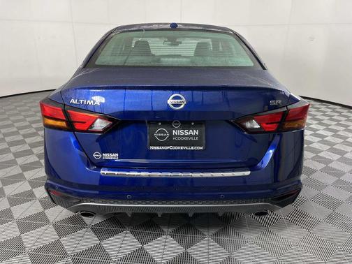 2022 Nissan Altima SR FWD