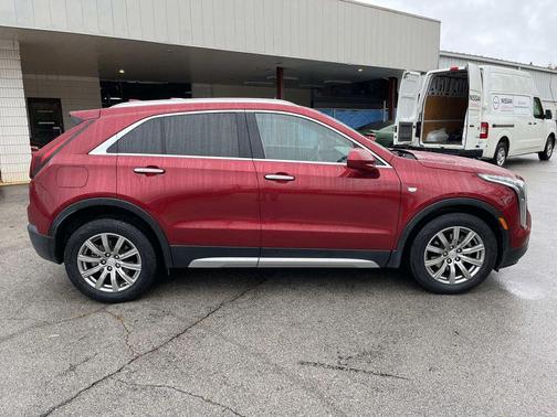 2020 Cadillac XT4 Premium Luxury
