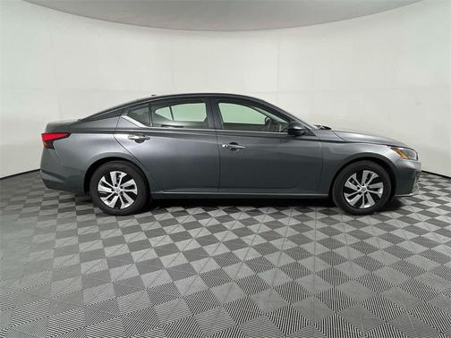 2025 Nissan Altima S FWD