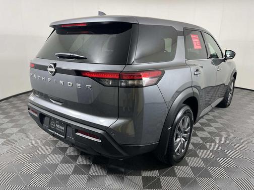 Gun Metallic 2025 Nissan Pathfinder S FWD