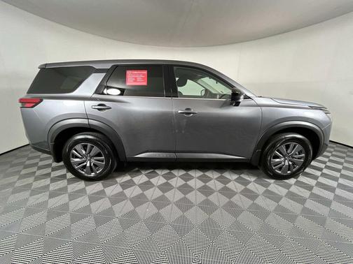 Gun Metallic 2025 Nissan Pathfinder S FWD