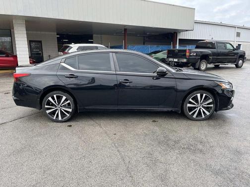 2020 Nissan Altima SR Intelligent AWD