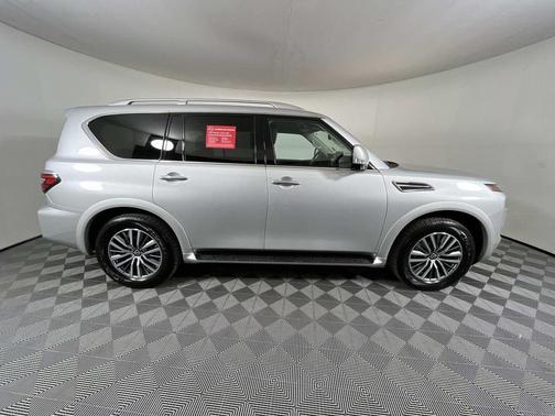 2024 Nissan Armada SL 4WD