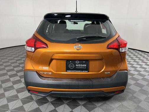 2019 Nissan Kicks SR