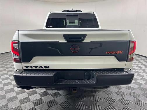 2023 Nissan Titan PRO-4X