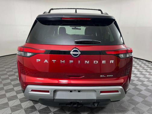 2024 Nissan Pathfinder SL 4WD