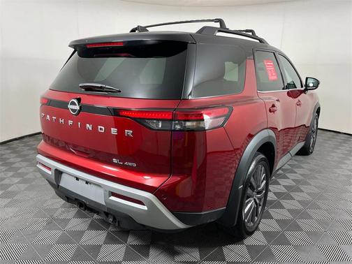 2024 Nissan Pathfinder SL 4WD