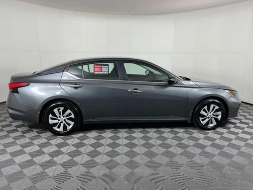 2024 Nissan Altima S FWD