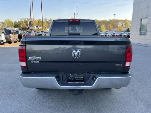 Granite Crystal Metallic Clearcoat 2016 RAM 1500 Big Horn