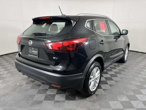 2018 Nissan Rogue Sport SV