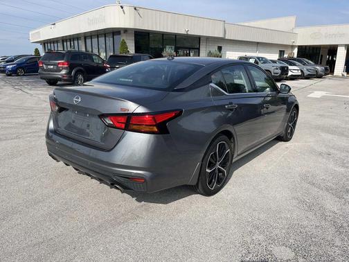 Gun Metallic 2025 Nissan Altima SR FWD