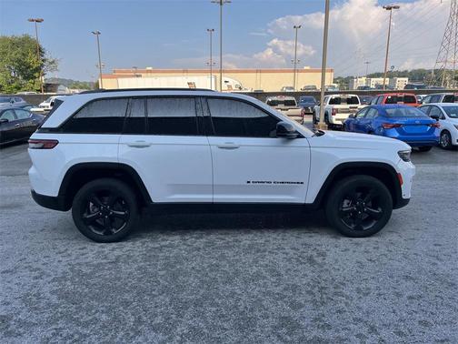 2023 Jeep Grand Cherokee Limited X