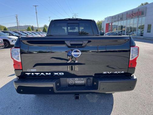 2024 Nissan Titan XD SV