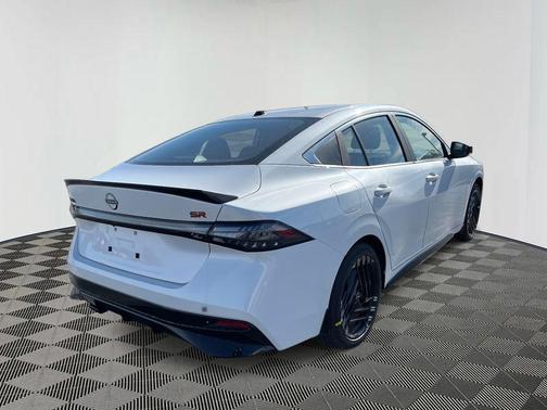 Aspen White 2026 Nissan Sentra SR