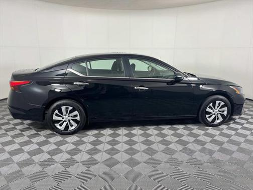 2024 Nissan Altima S FWD