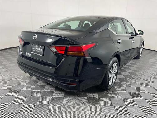 2024 Nissan Altima S FWD
