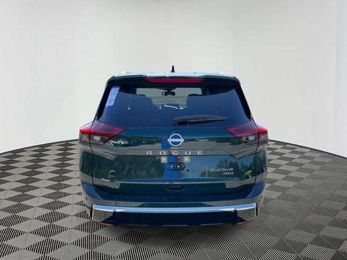 Obsidian 2026 Nissan Rogue Platinum