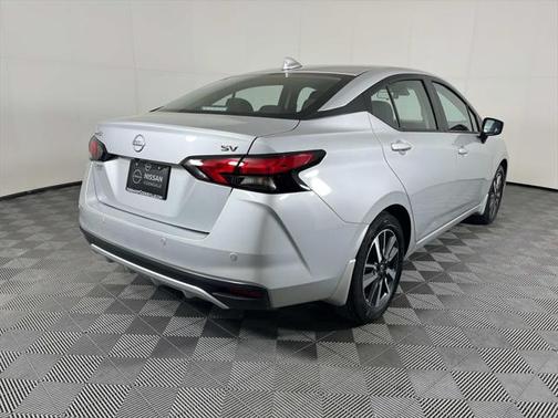 2024 Nissan Versa 1.6 SV
