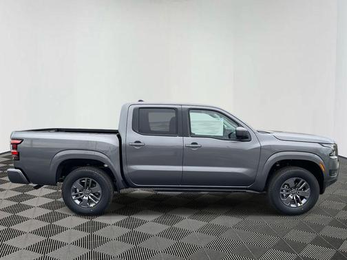 Gun Met 2026 Nissan Frontier SV