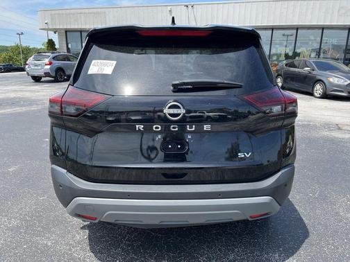 Super Black 2023 Nissan Rogue SV