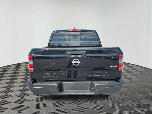 2025 Nissan Frontier S