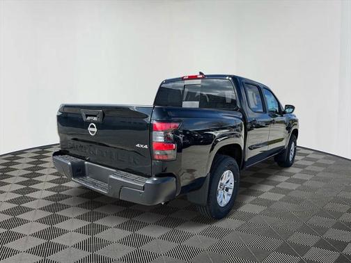 2025 Nissan Frontier S