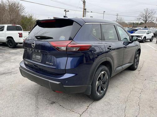 2024 Nissan Rogue SV