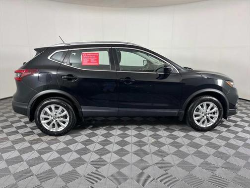 2021 Nissan Rogue Sport SV