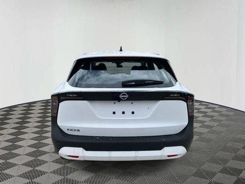 2026 Nissan Kicks S