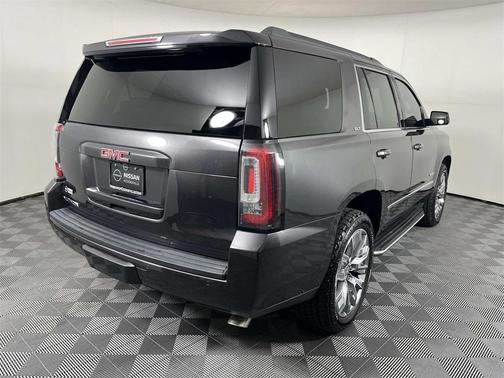 2017 GMC Yukon SLT