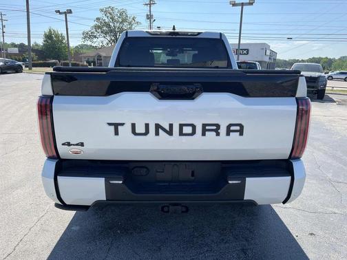 Wind Chill Pearl 2024 Toyota Tundra Platinum