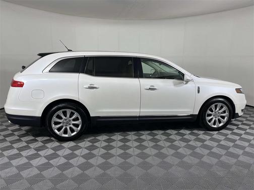 2016 Lincoln MKT EcoBoost