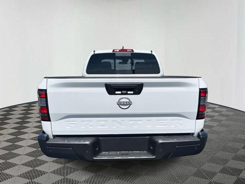 2026 Nissan Frontier S