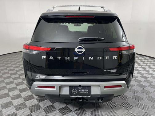 2023 Nissan Pathfinder Platinum 4WD