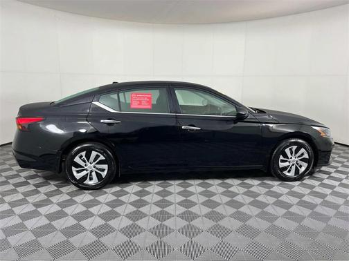 2025 Nissan Altima S FWD