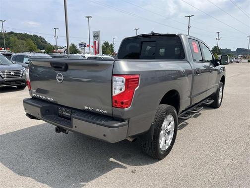 2024 Nissan Titan XD SV