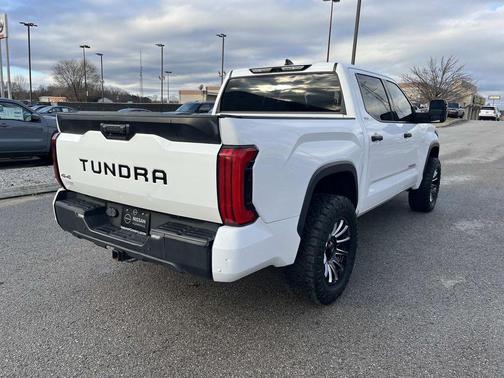2022 Toyota Tundra SR5